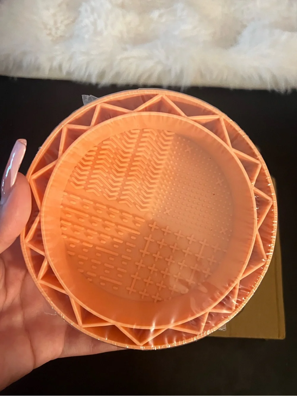 OctHope Makeup Brush Cleaner Bowl in Coral